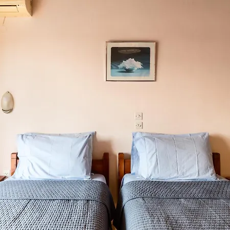 Marietta's By Konnect, Corfu Apartment Gouvia
