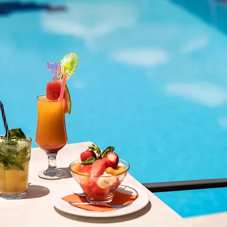 Marietta's By Konnect, Corfu * Гоувия